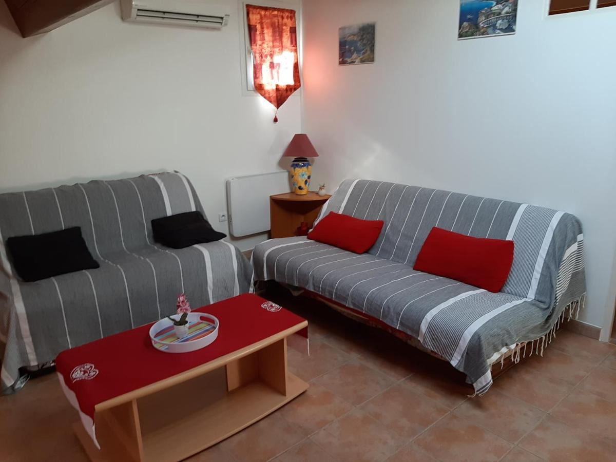 Les Lauriers Villa Le Castellet  Buitenkant foto